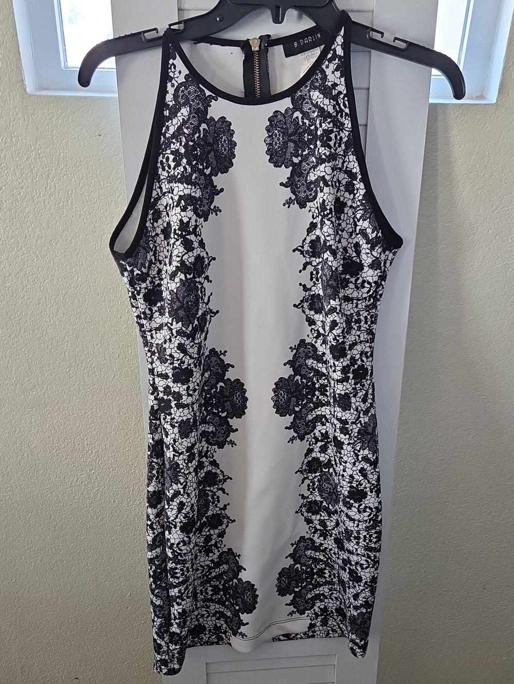 B Darlin Black & White Lace-Print Midi Sheath Dress